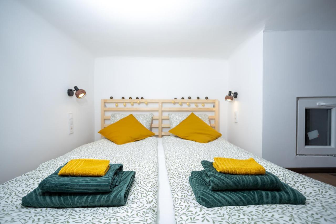 Green Goblin Apartment With Free Private Parking 布达佩斯 外观 照片