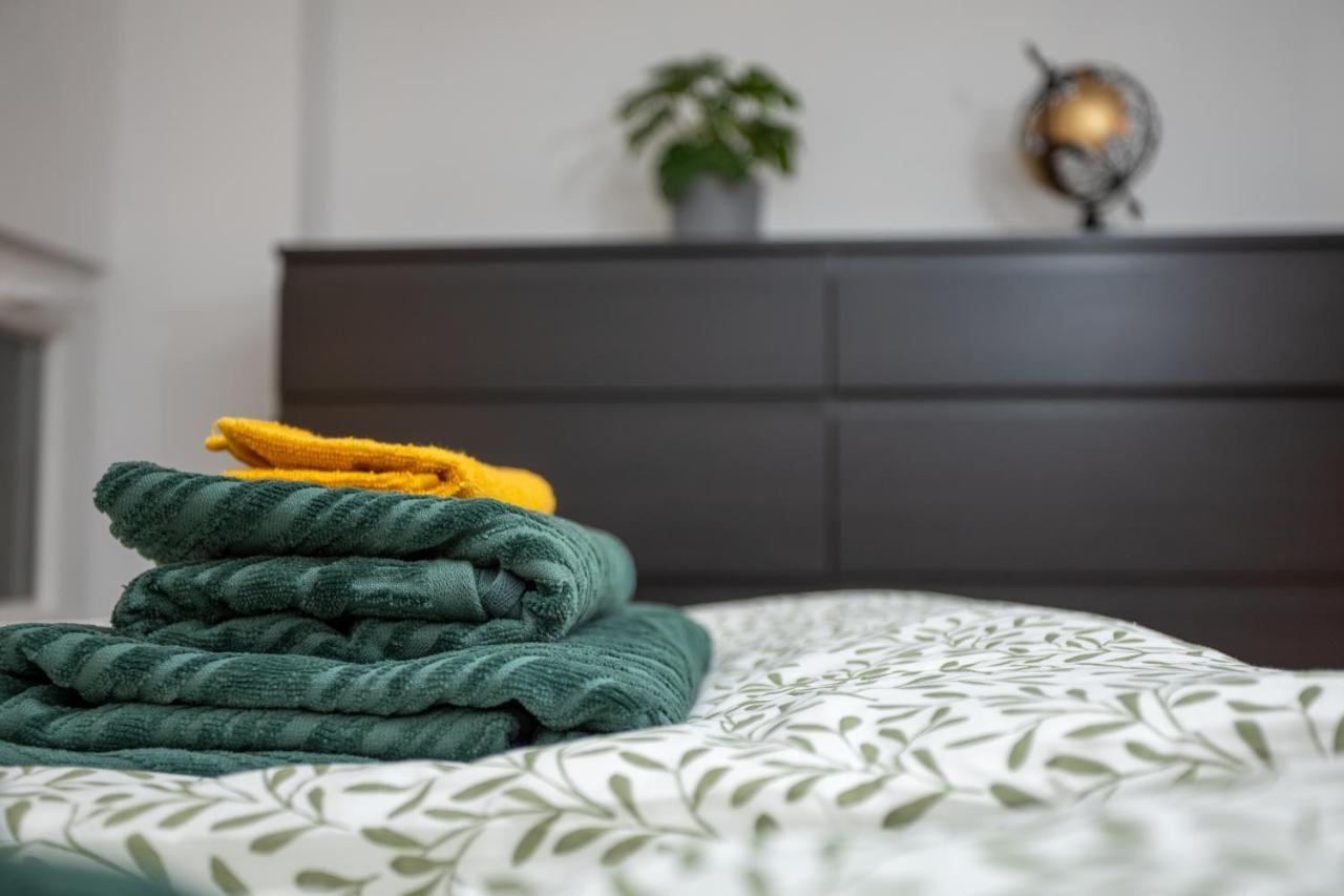 Green Goblin Apartment With Free Private Parking 布达佩斯 外观 照片